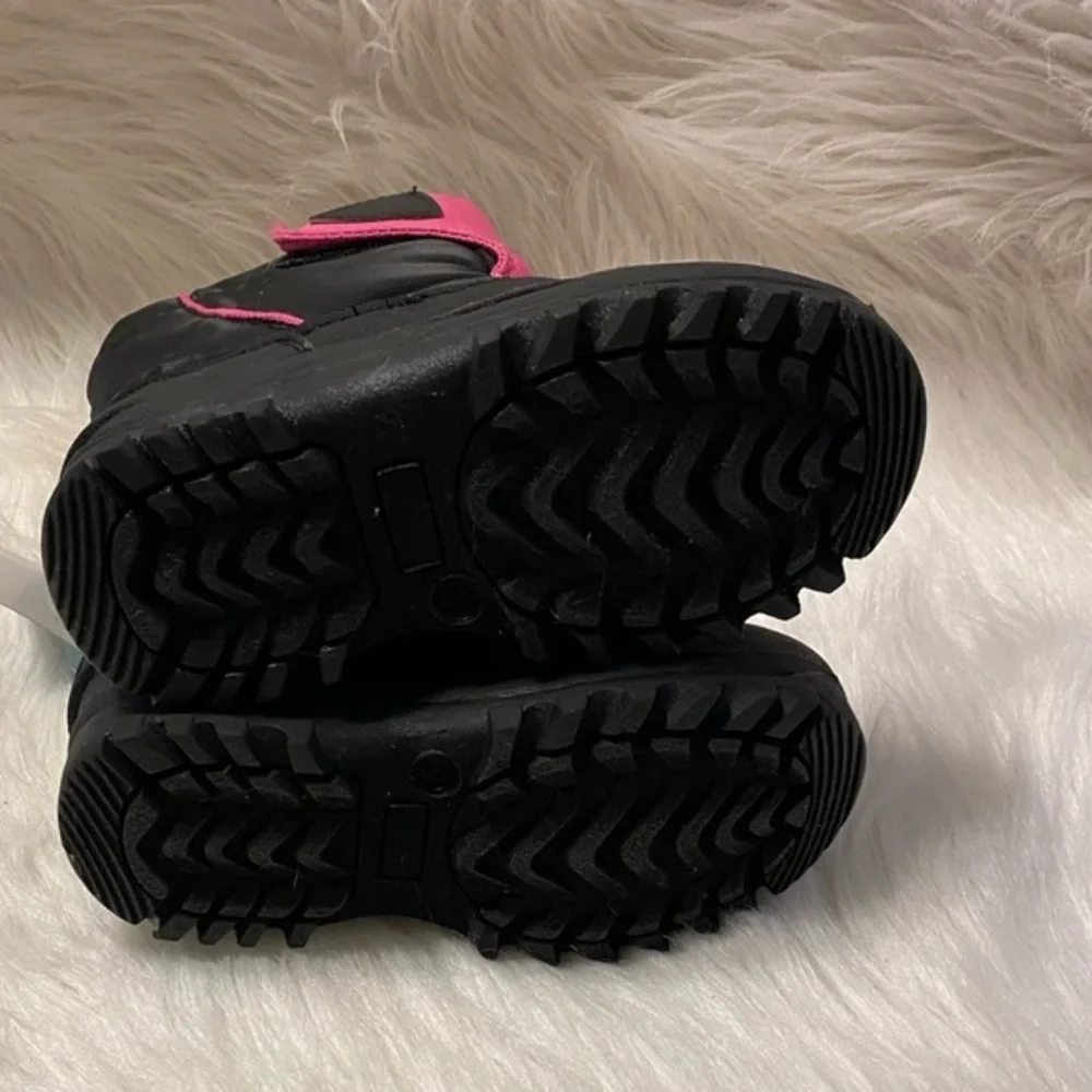 Cold Front Tech Wear Snow Boots‎ Girls Size 9 Winter Pull On Pink Black